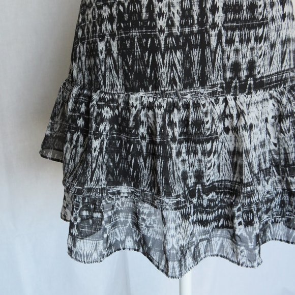 H & M Women’s Gray Black 2 Layer Tiered Mini Skirt Size 8 - Picture 3 of 11